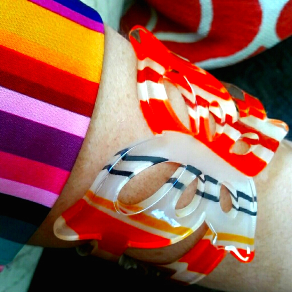 Butterfly cuff